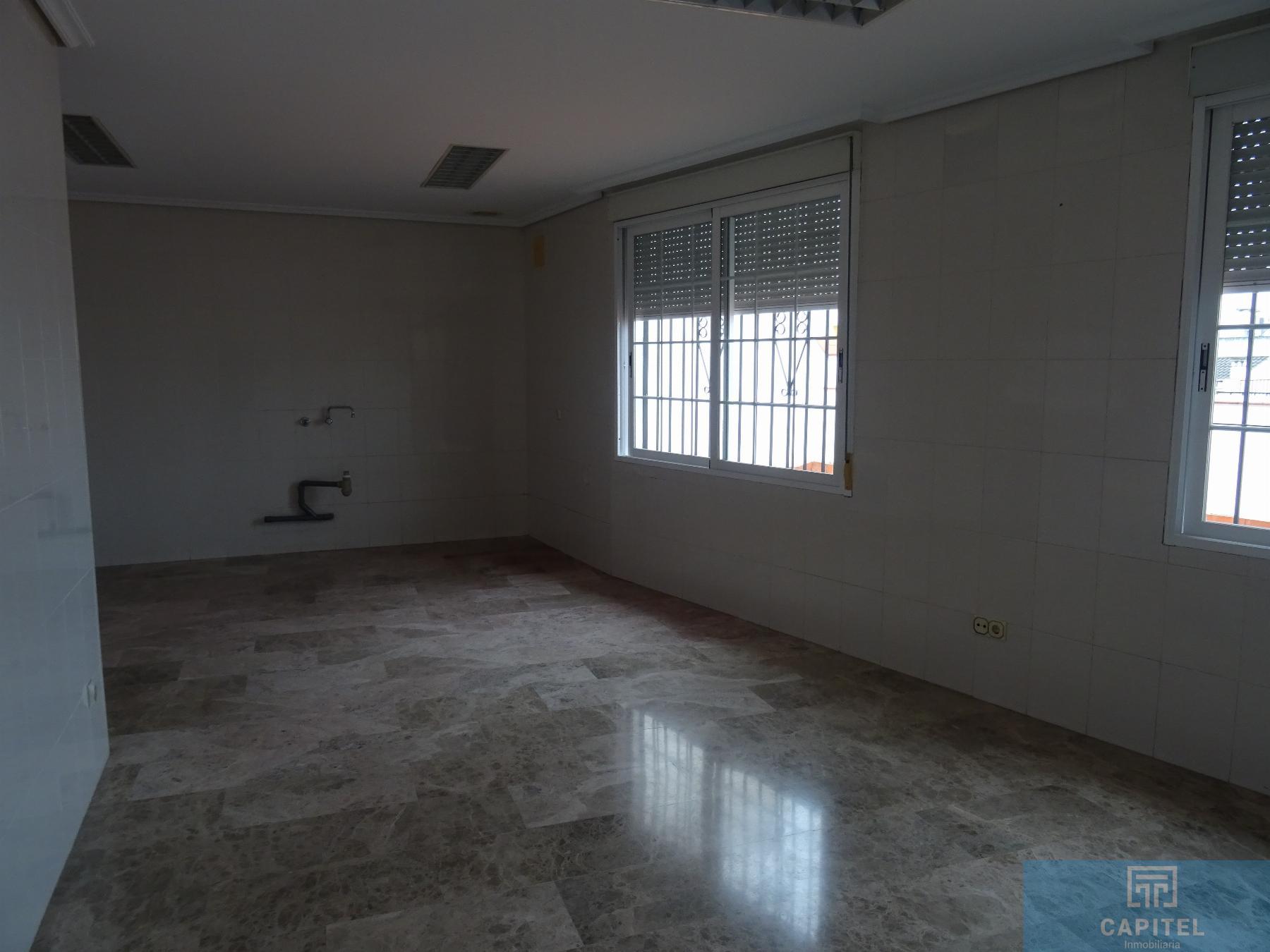 For sale of house in Córdoba