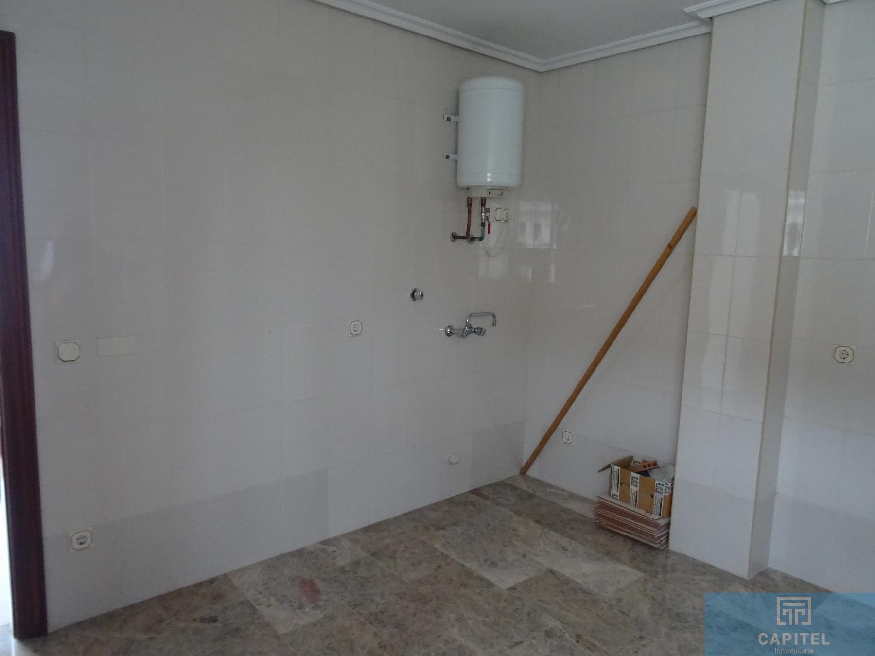 For sale of house in Córdoba