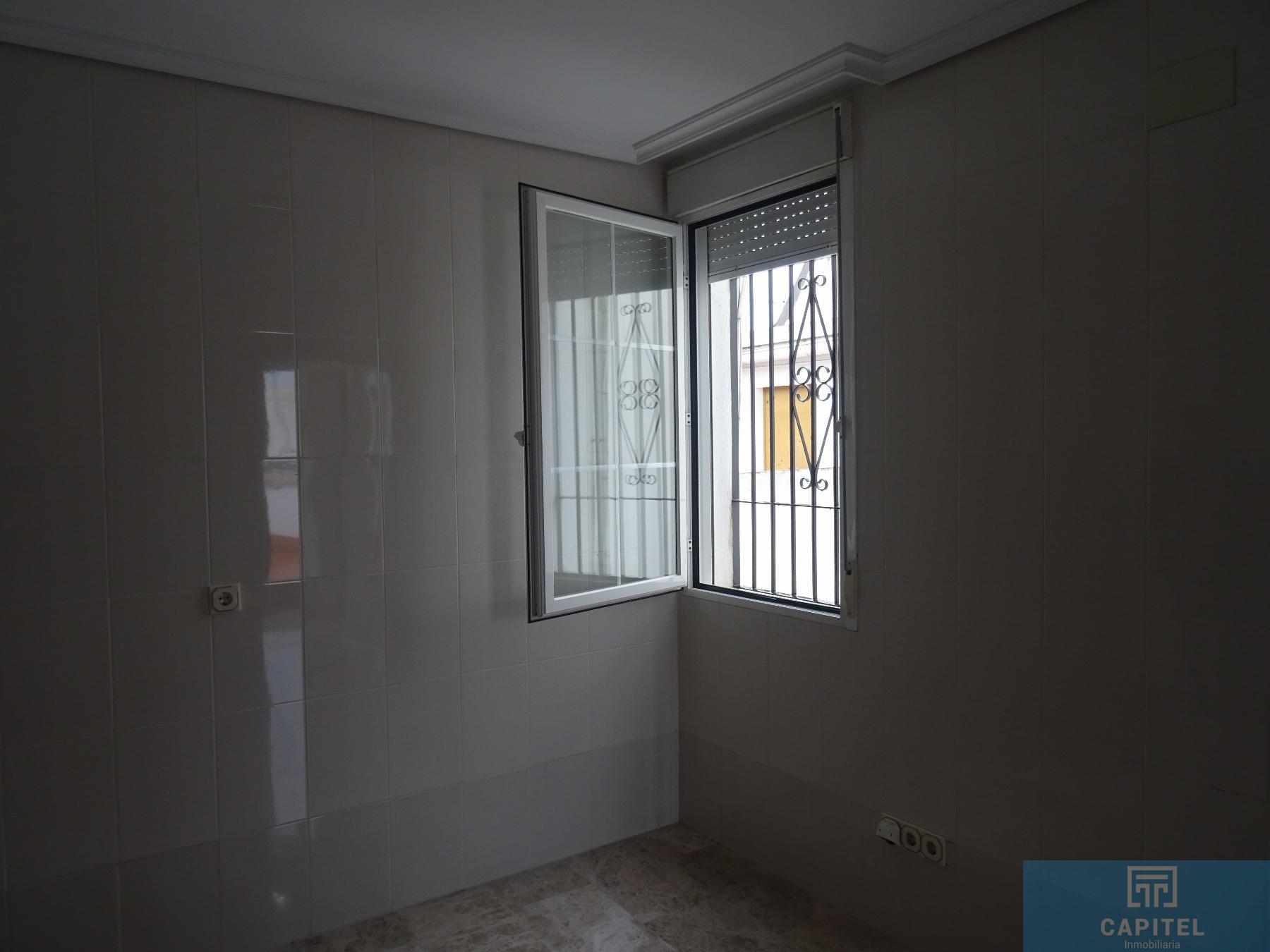 For sale of house in Córdoba
