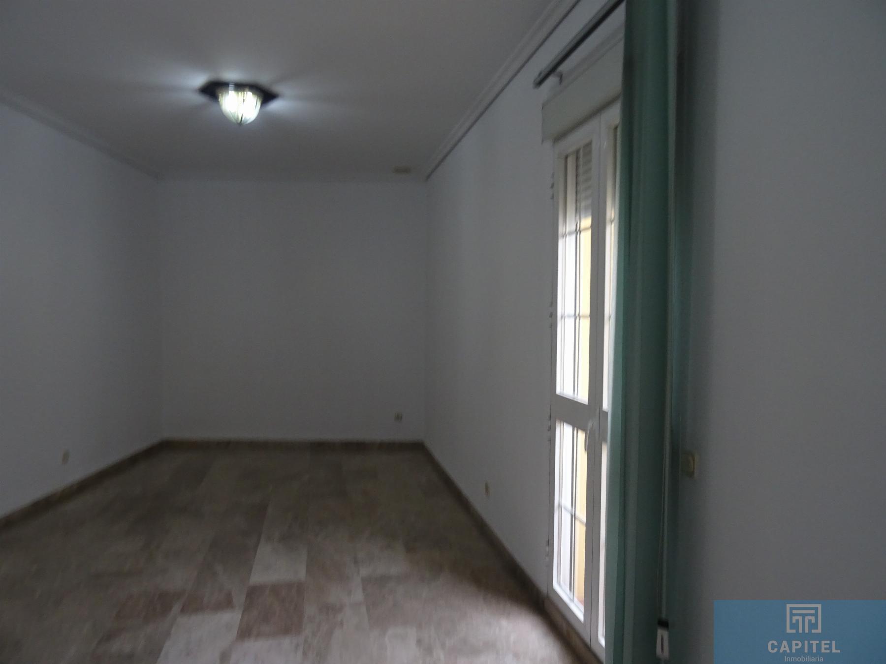 For sale of house in Córdoba