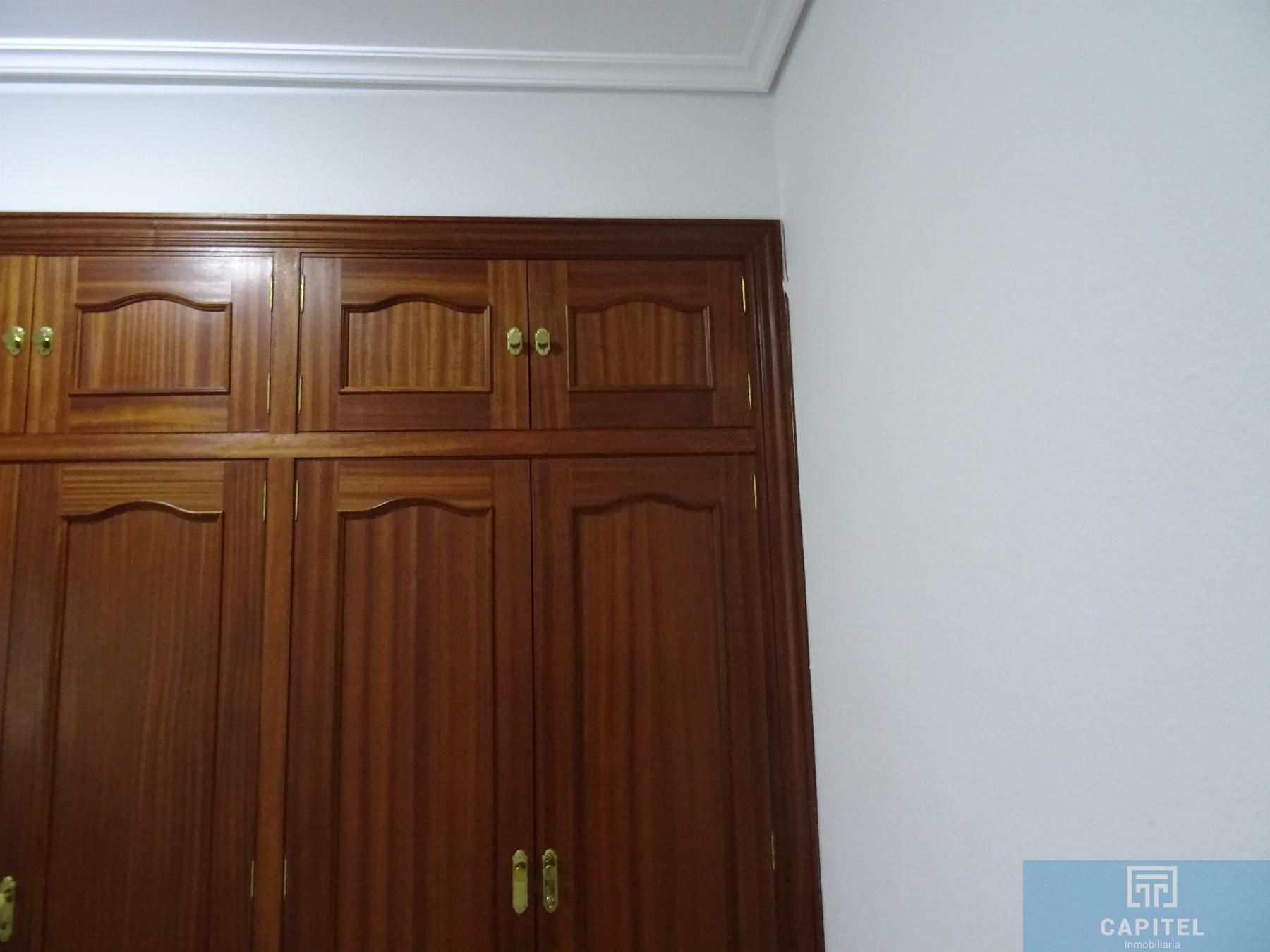 For sale of house in Córdoba