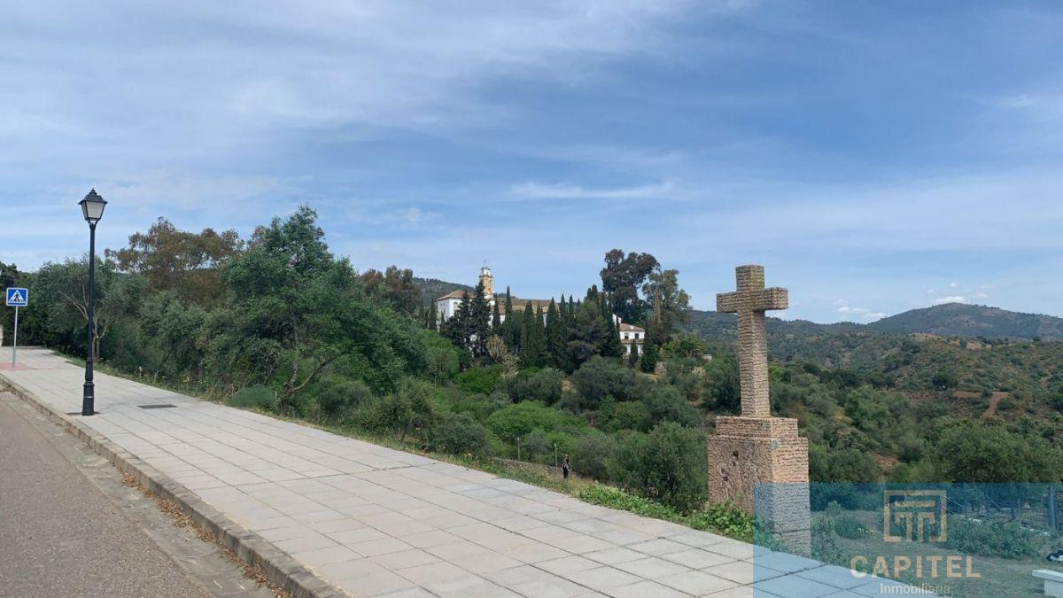 For sale of land in Córdoba