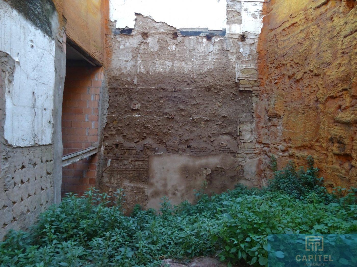 For sale of house in Córdoba