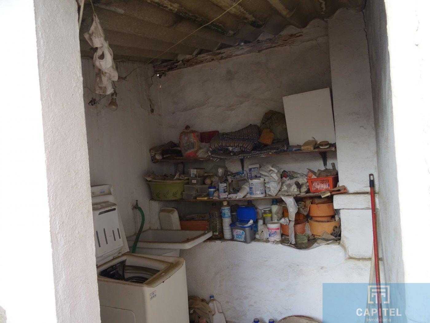 For sale of house in Córdoba