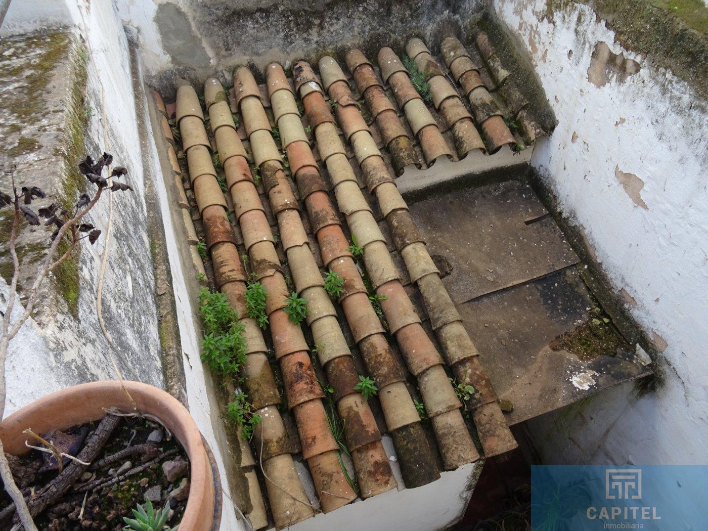 For sale of house in Córdoba