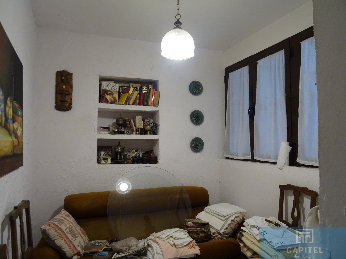 For sale of house in Córdoba