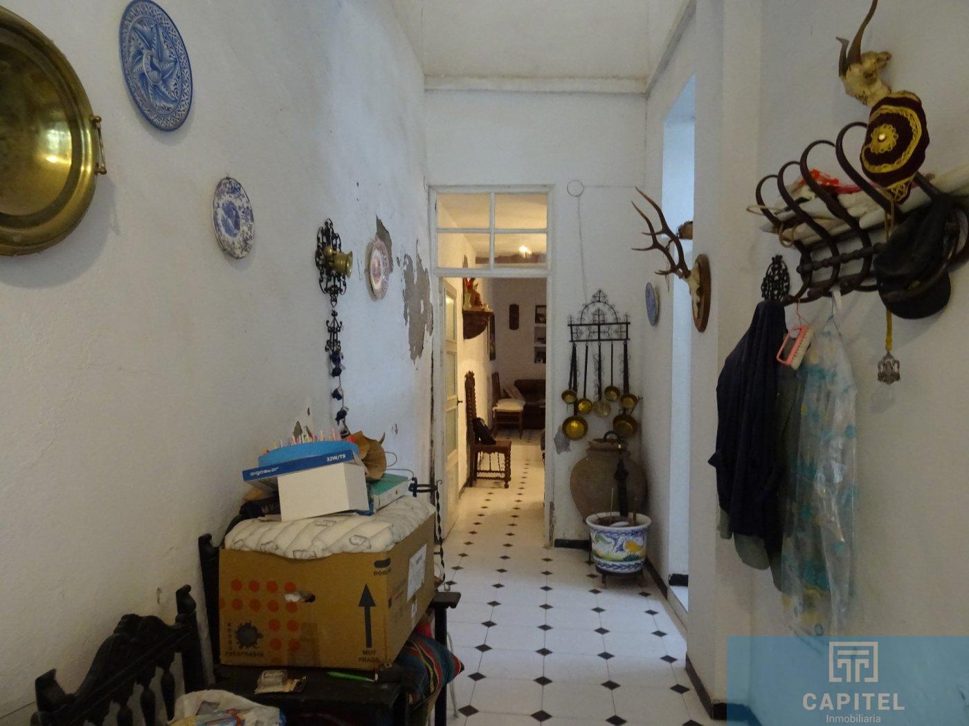 For sale of house in Córdoba