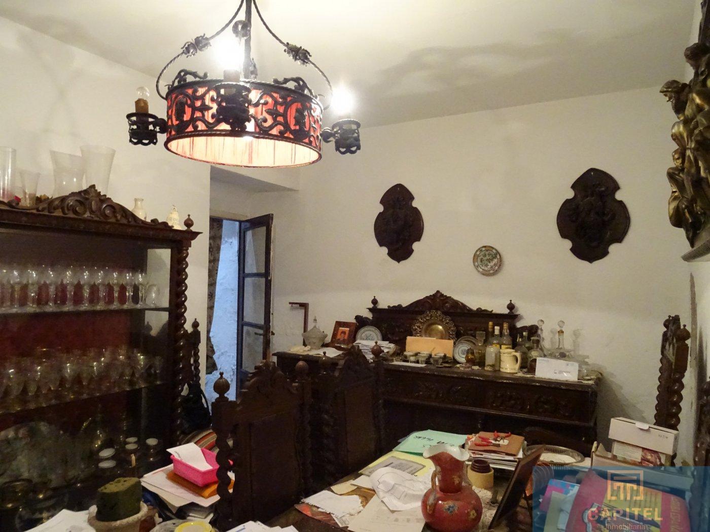 For sale of house in Córdoba