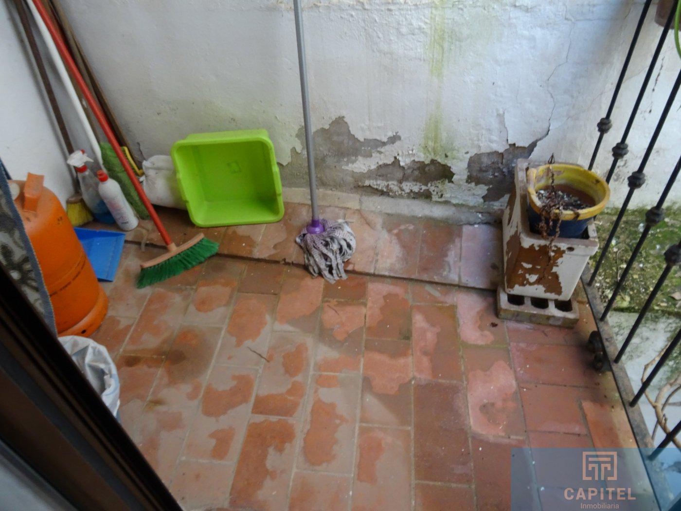 For sale of house in Córdoba