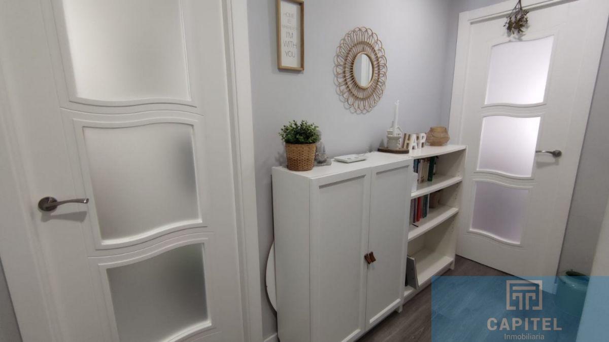 For sale of flat in Córdoba