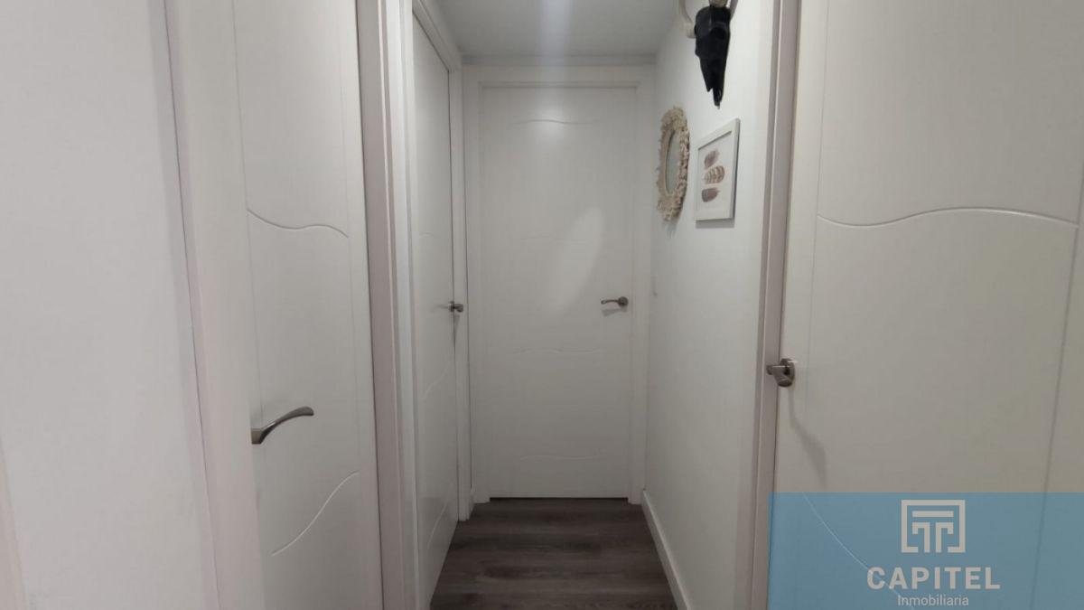 For sale of flat in Córdoba