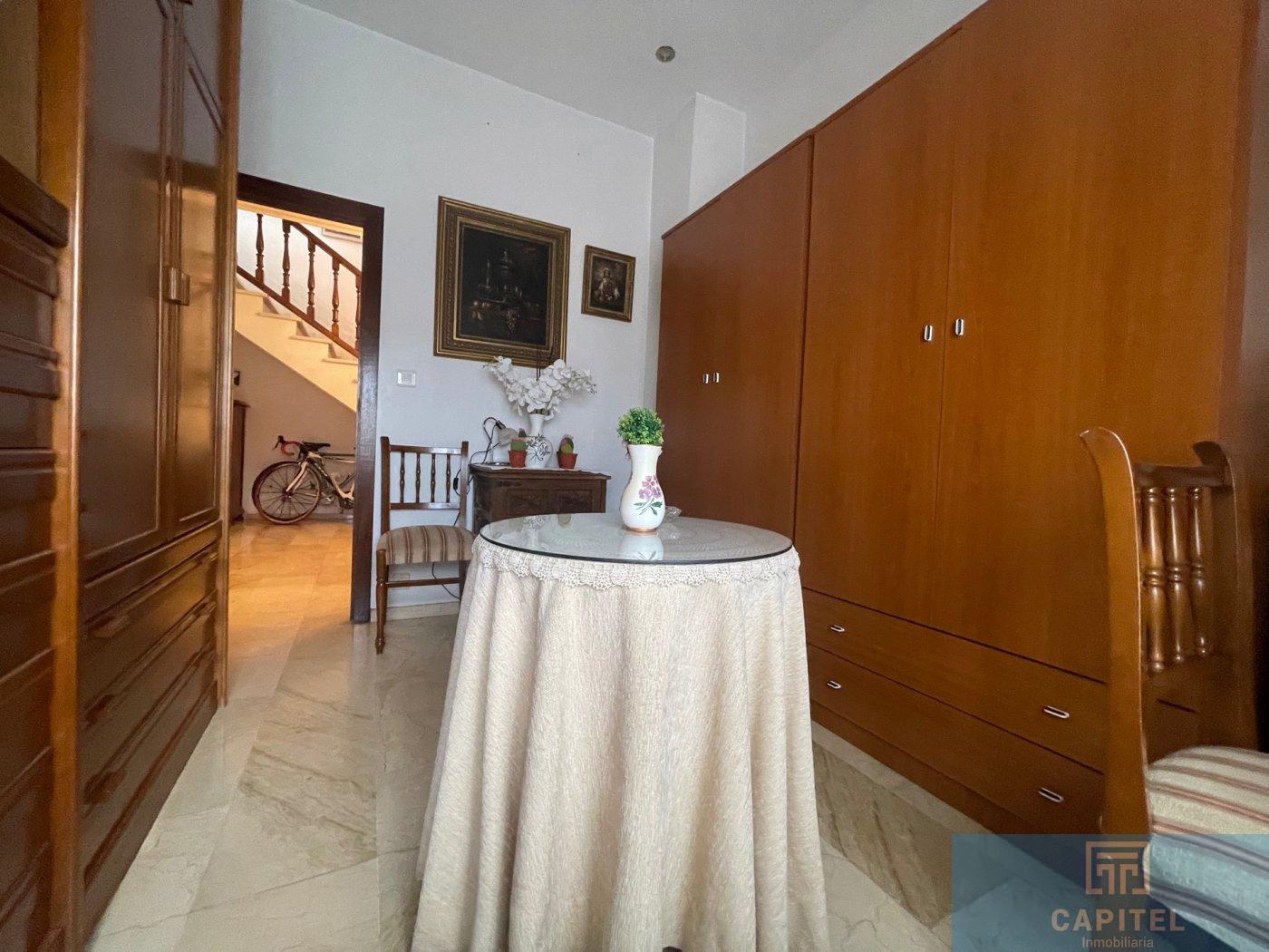 For sale of chalet in Córdoba