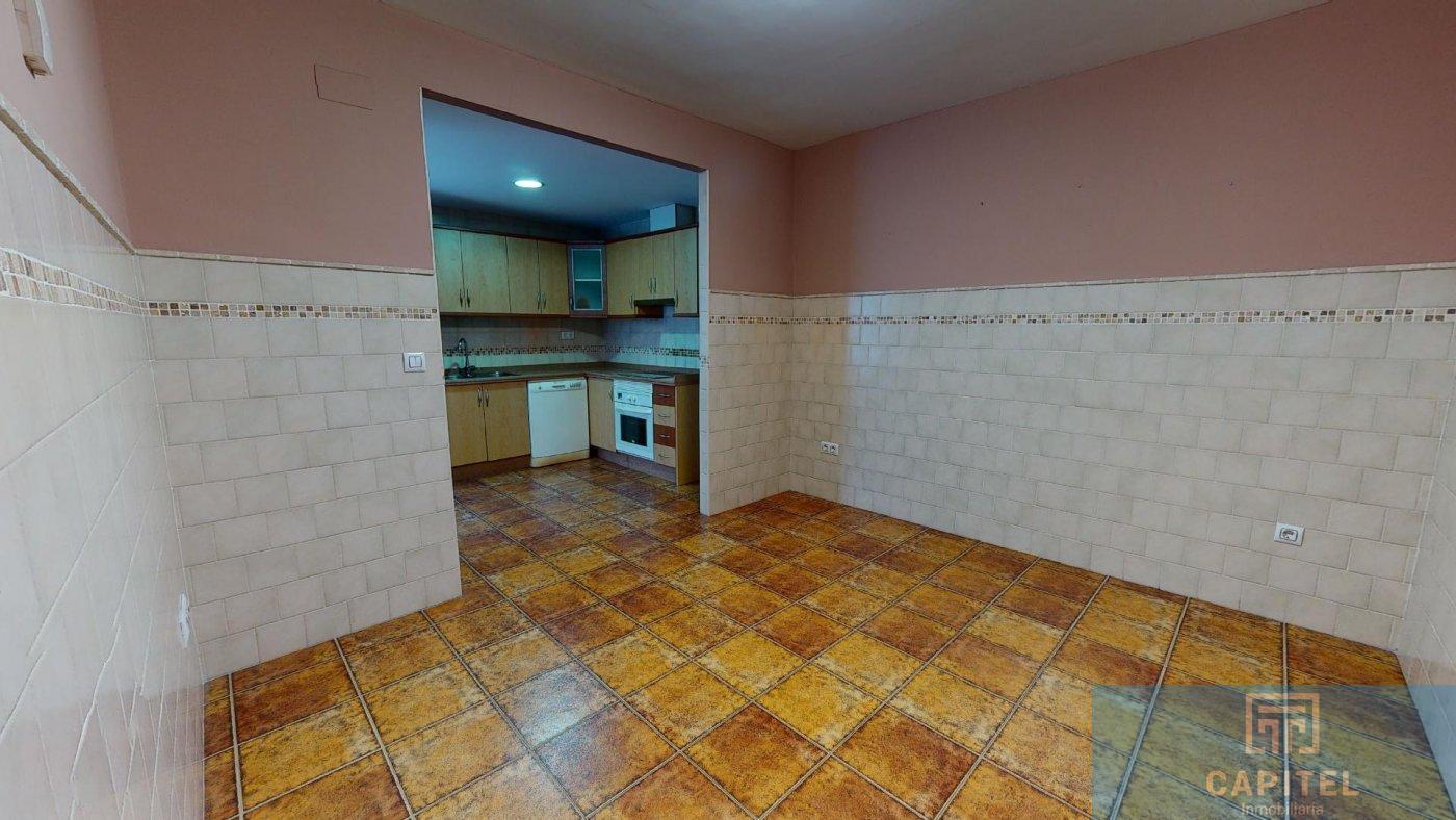 For sale of flat in Córdoba
