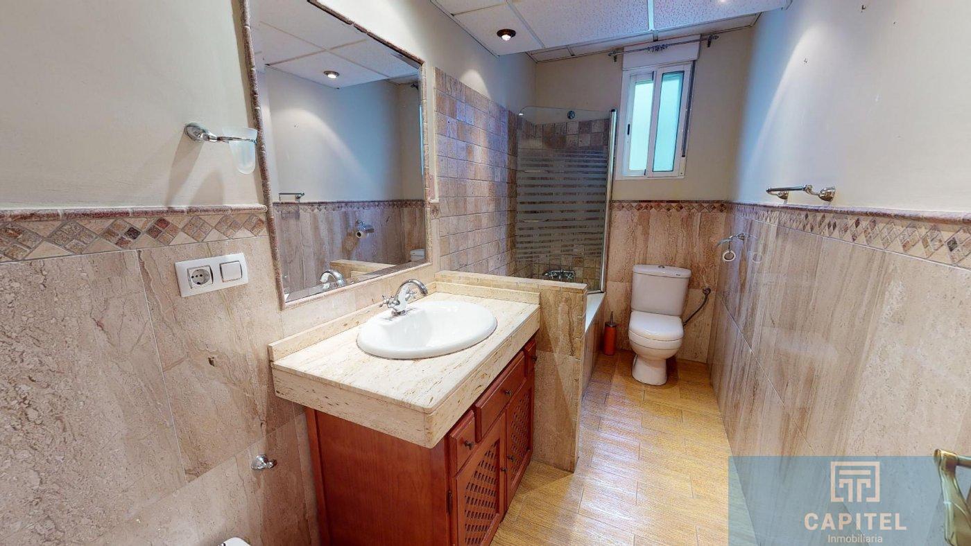For sale of flat in Córdoba