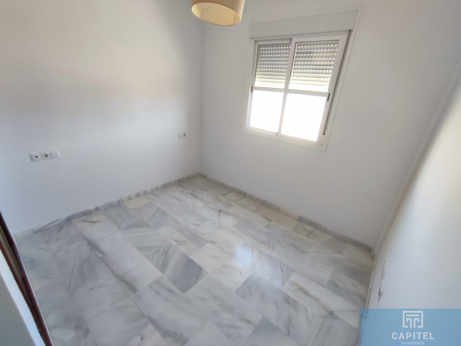 For sale of house in Córdoba
