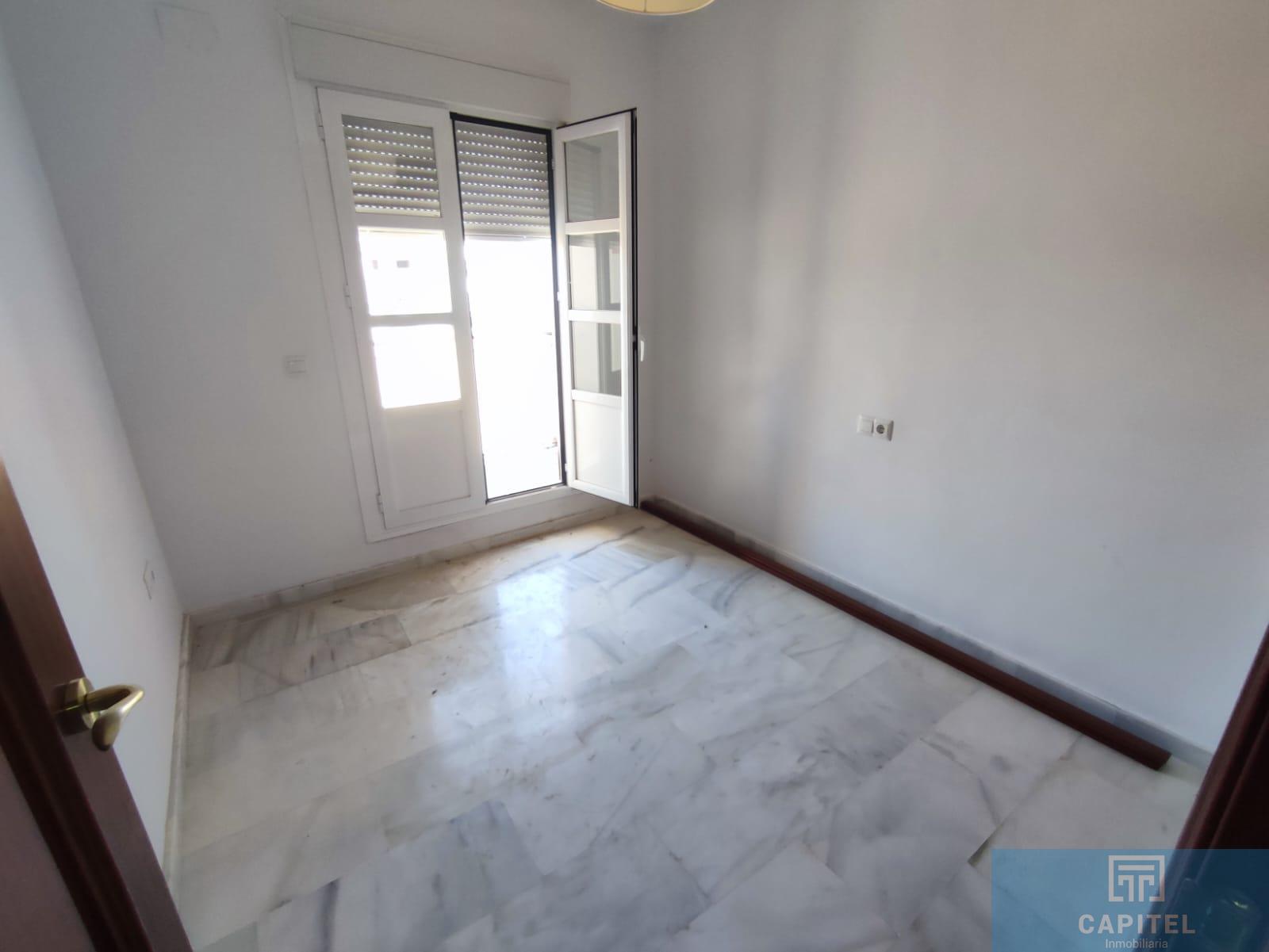 For sale of house in Córdoba