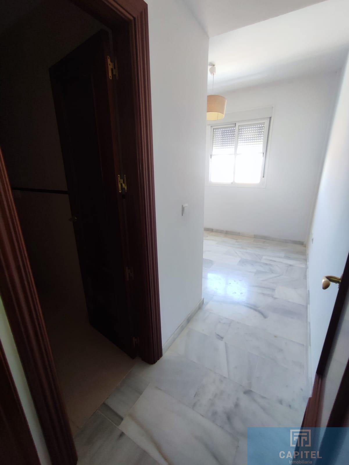 For sale of house in Córdoba