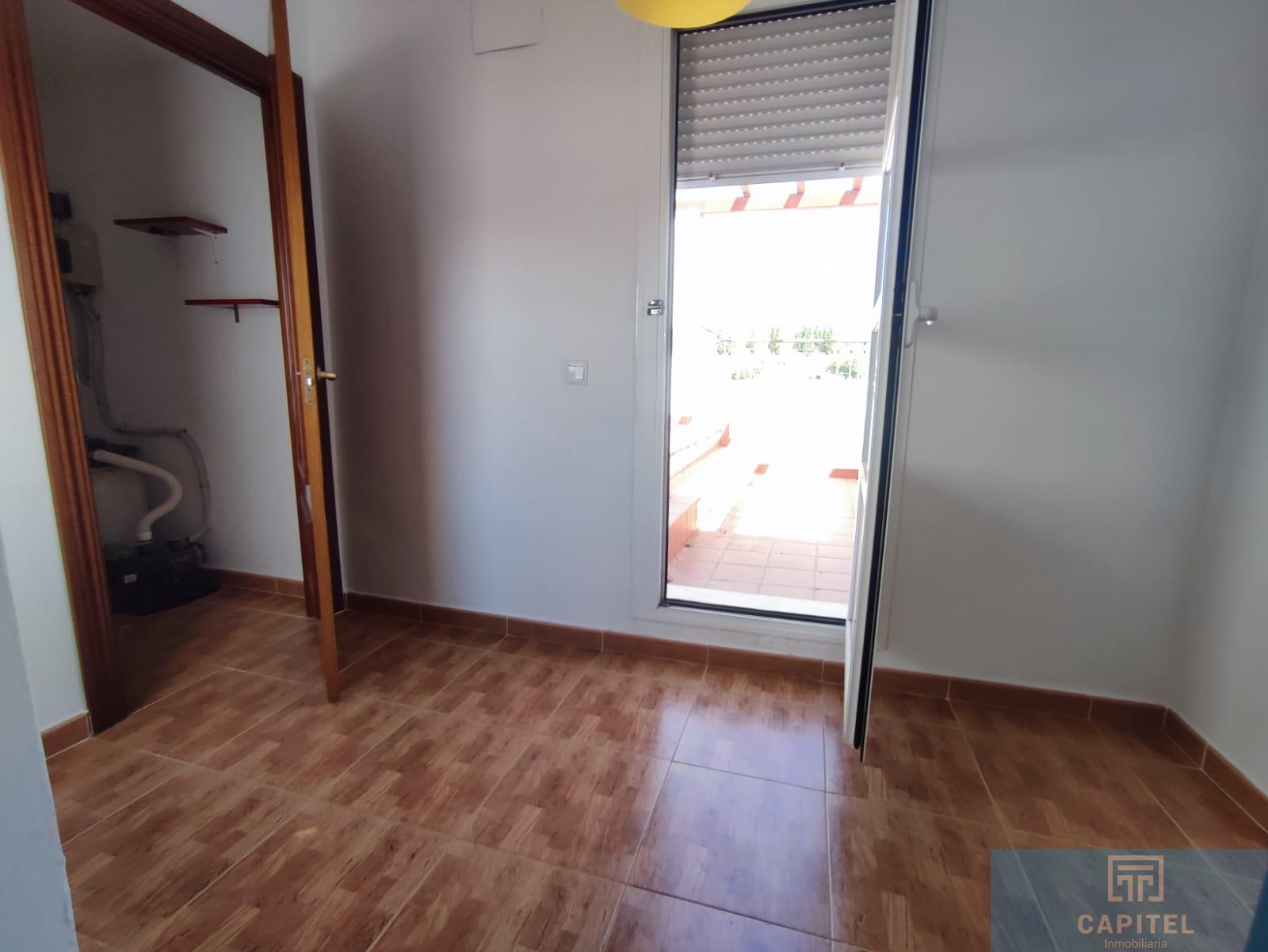 For sale of house in Córdoba