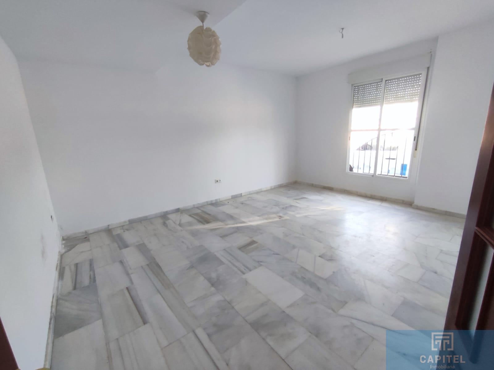 For sale of house in Córdoba