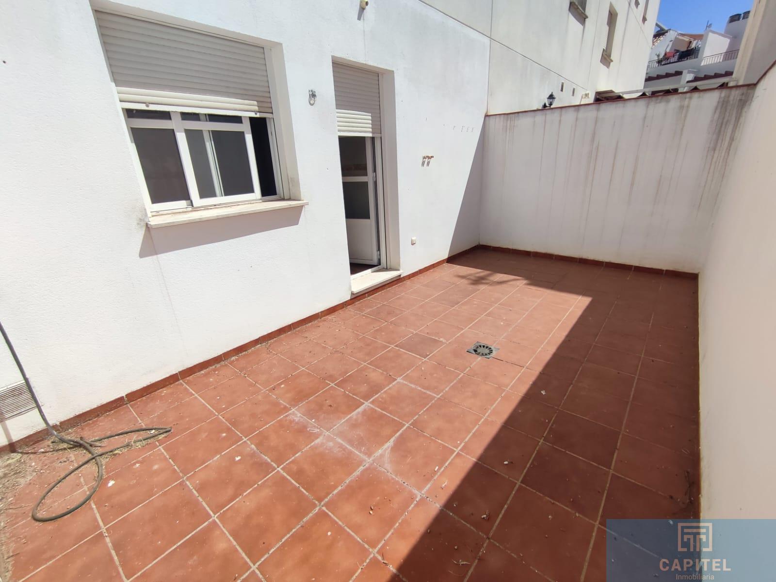 For sale of house in Córdoba