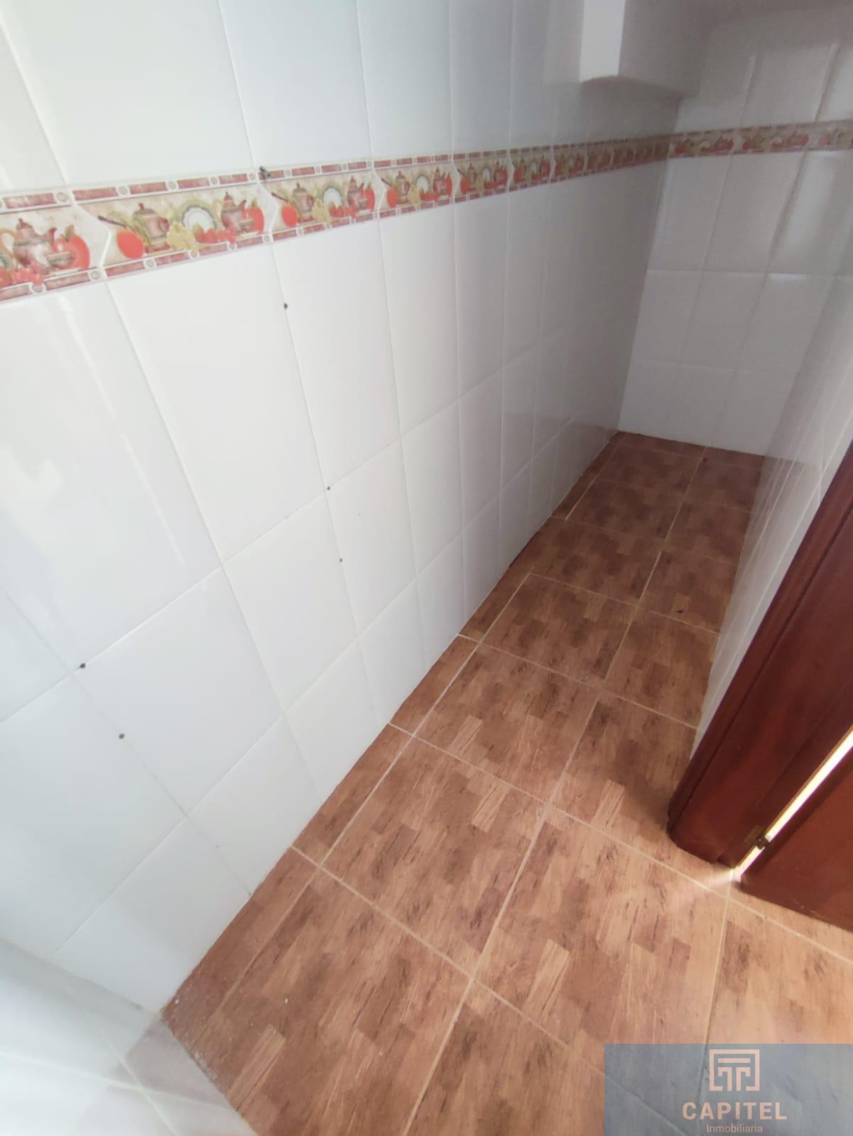 For sale of house in Córdoba