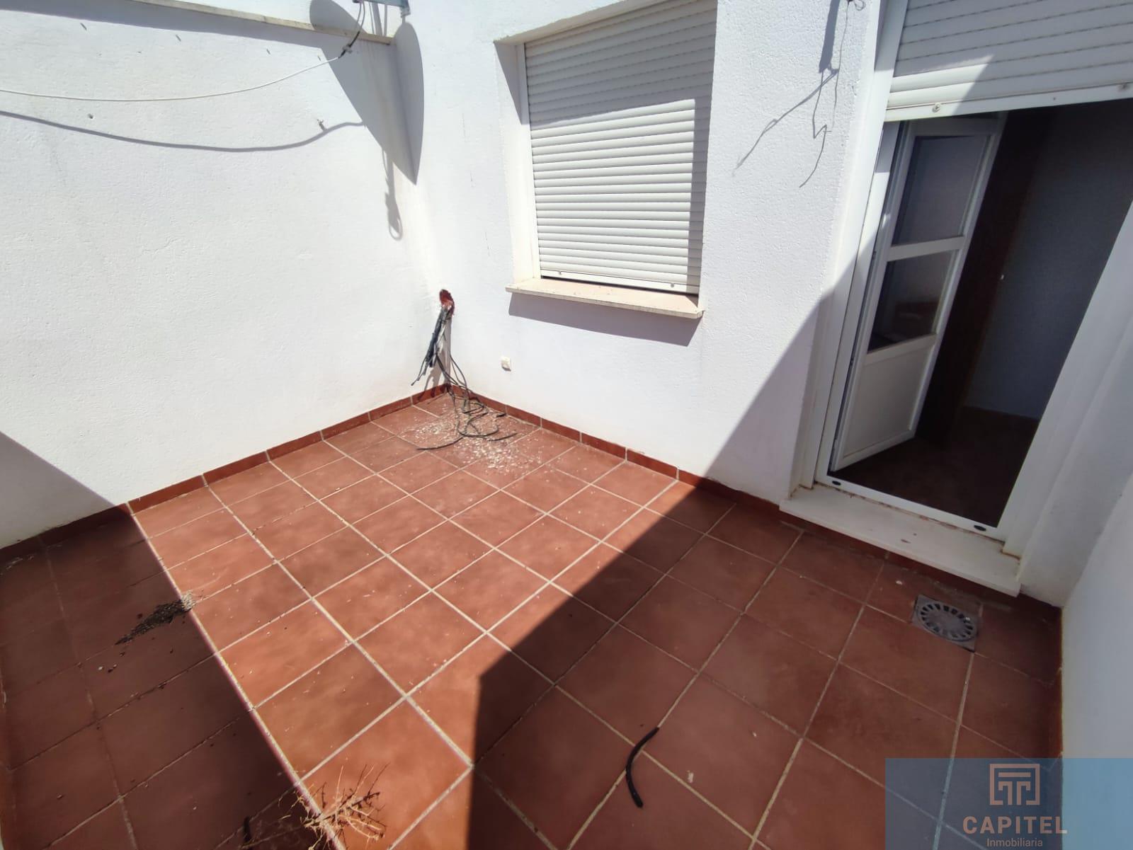 For sale of house in Córdoba