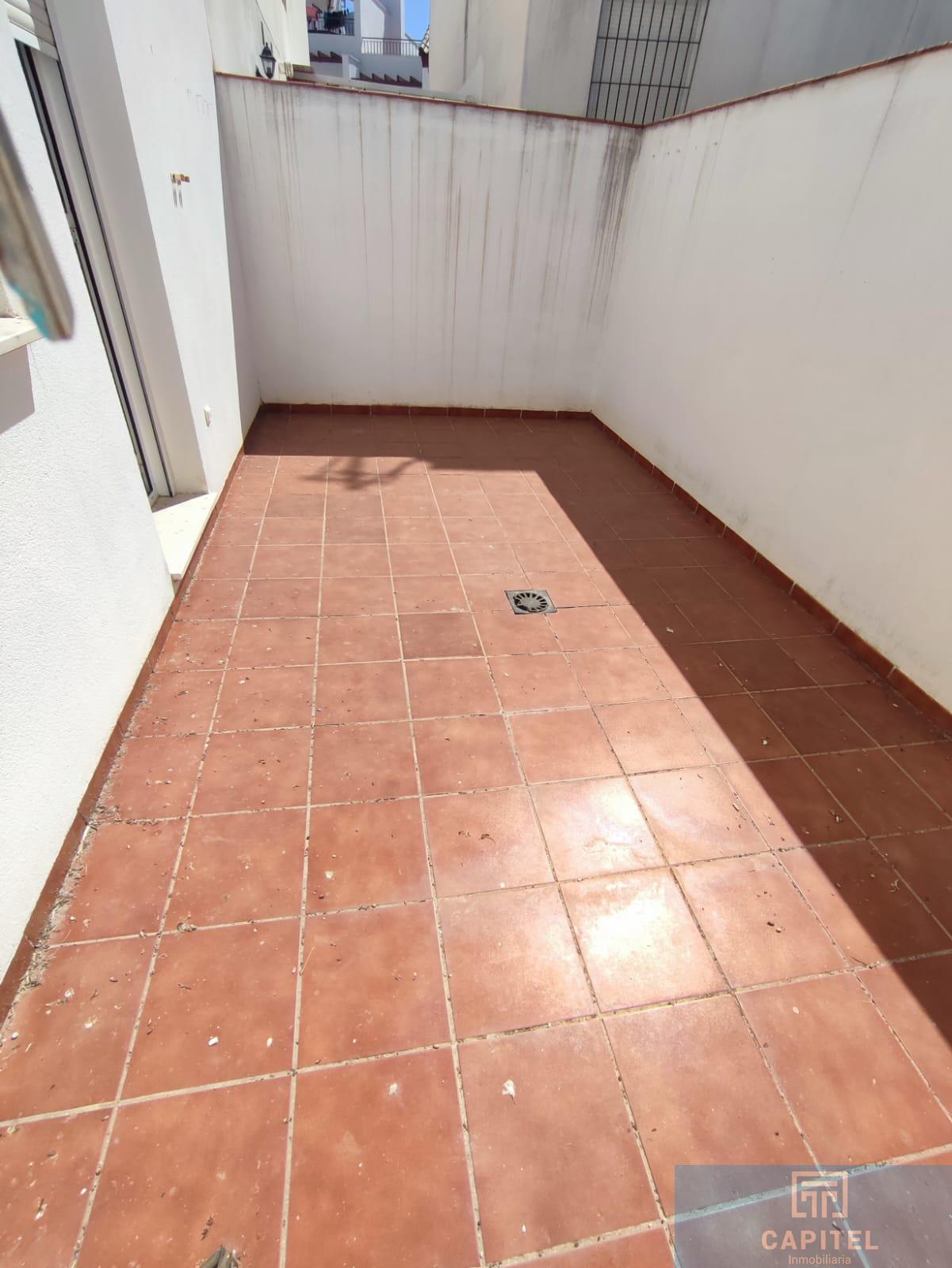 For sale of house in Córdoba