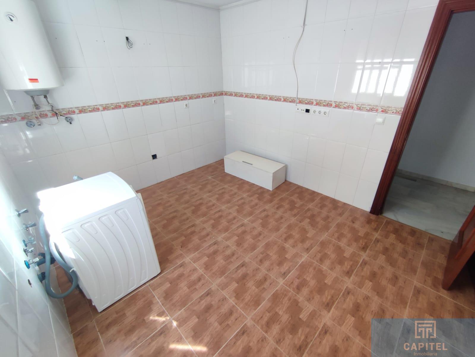 For sale of house in Córdoba