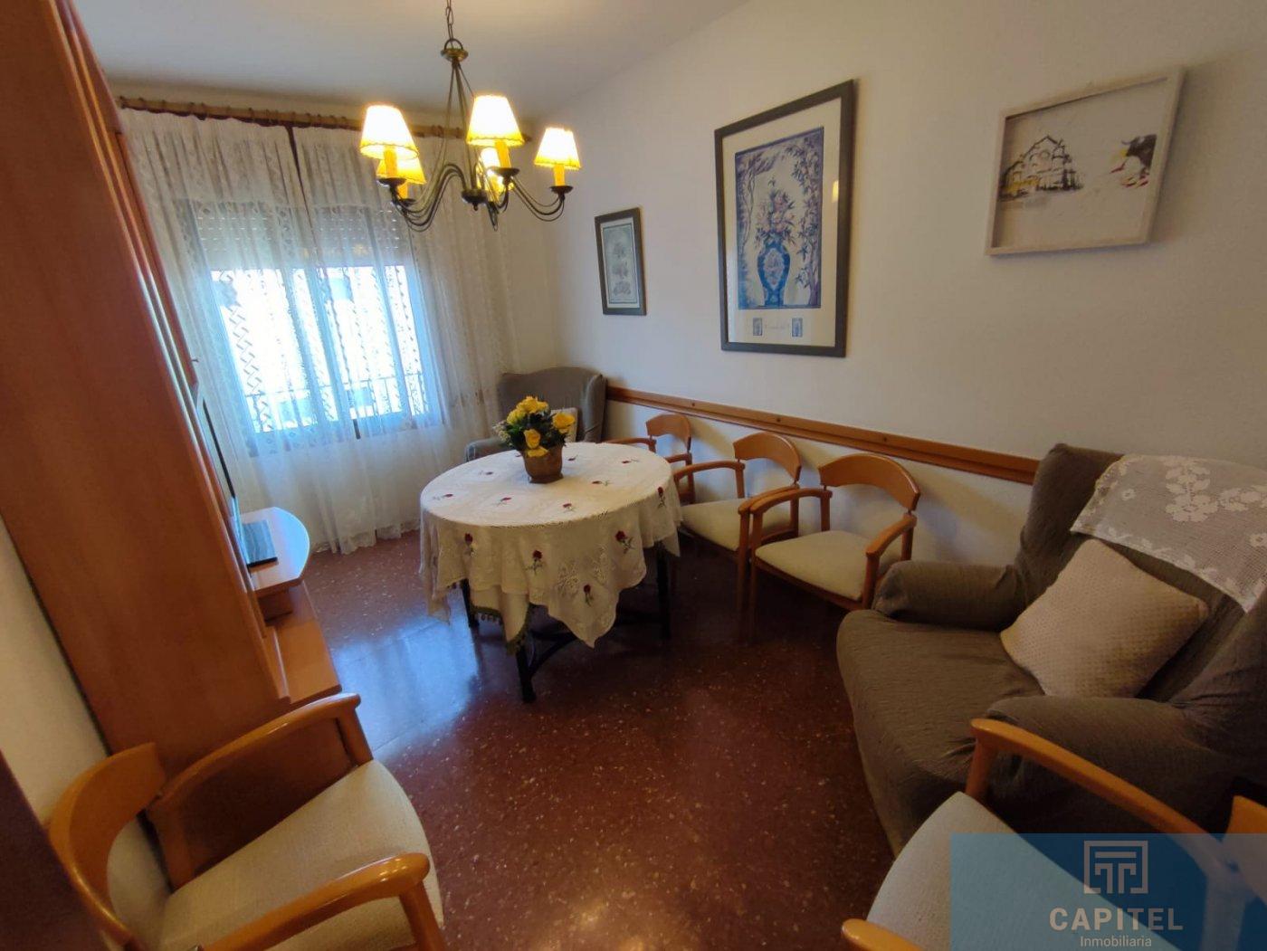 For sale of flat in Córdoba