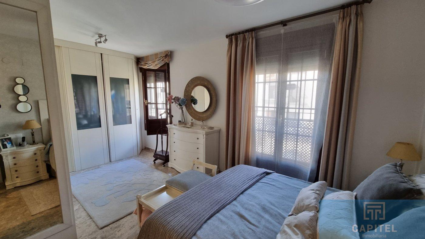 For sale of house in Córdoba