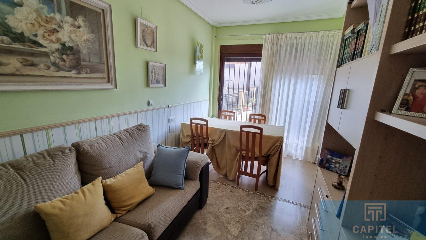 For sale of house in Córdoba