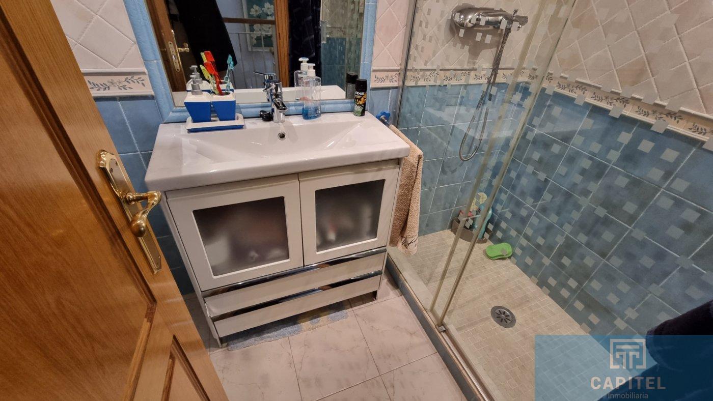 For sale of house in Córdoba