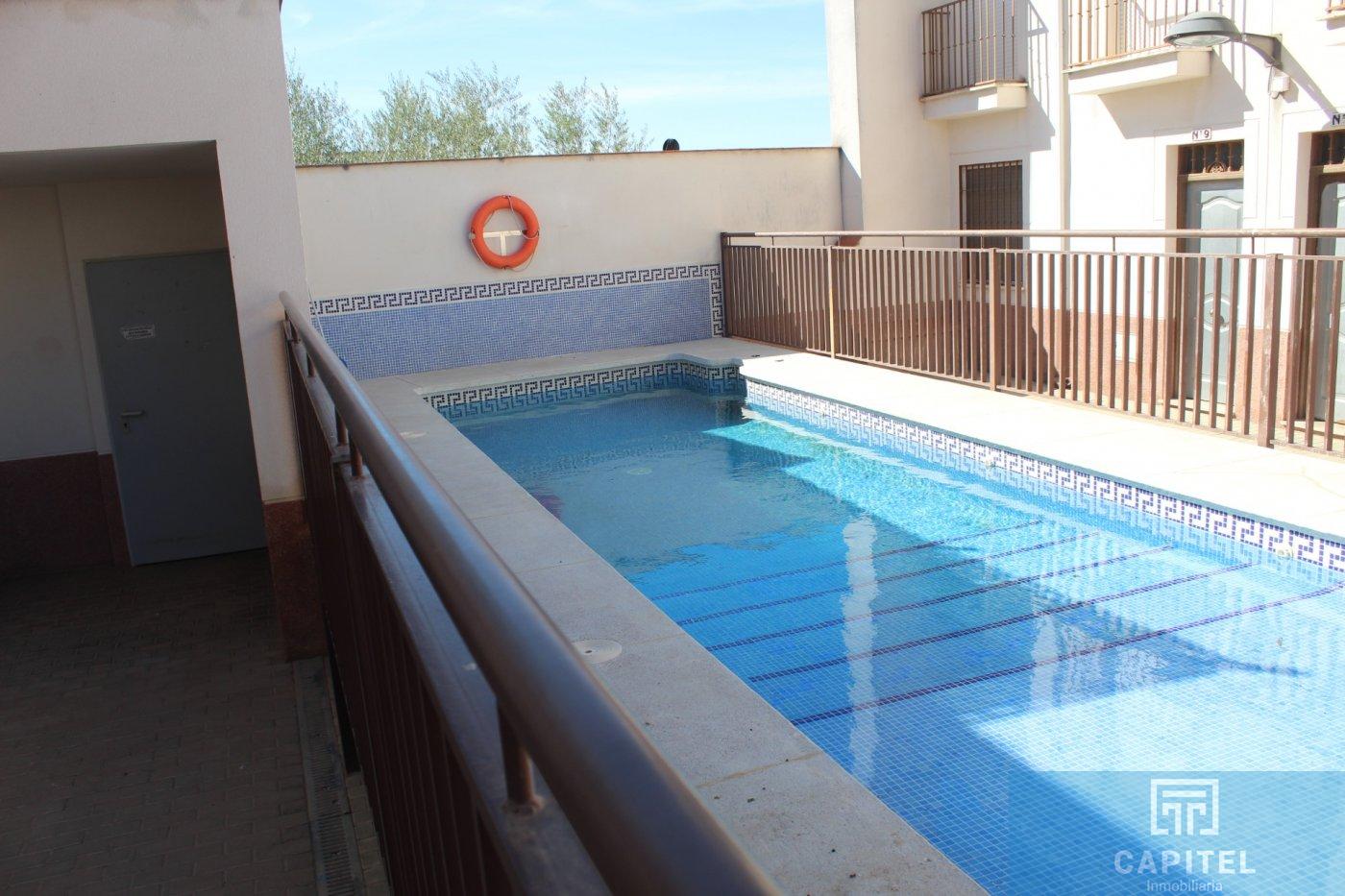 For sale of duplex in Córdoba