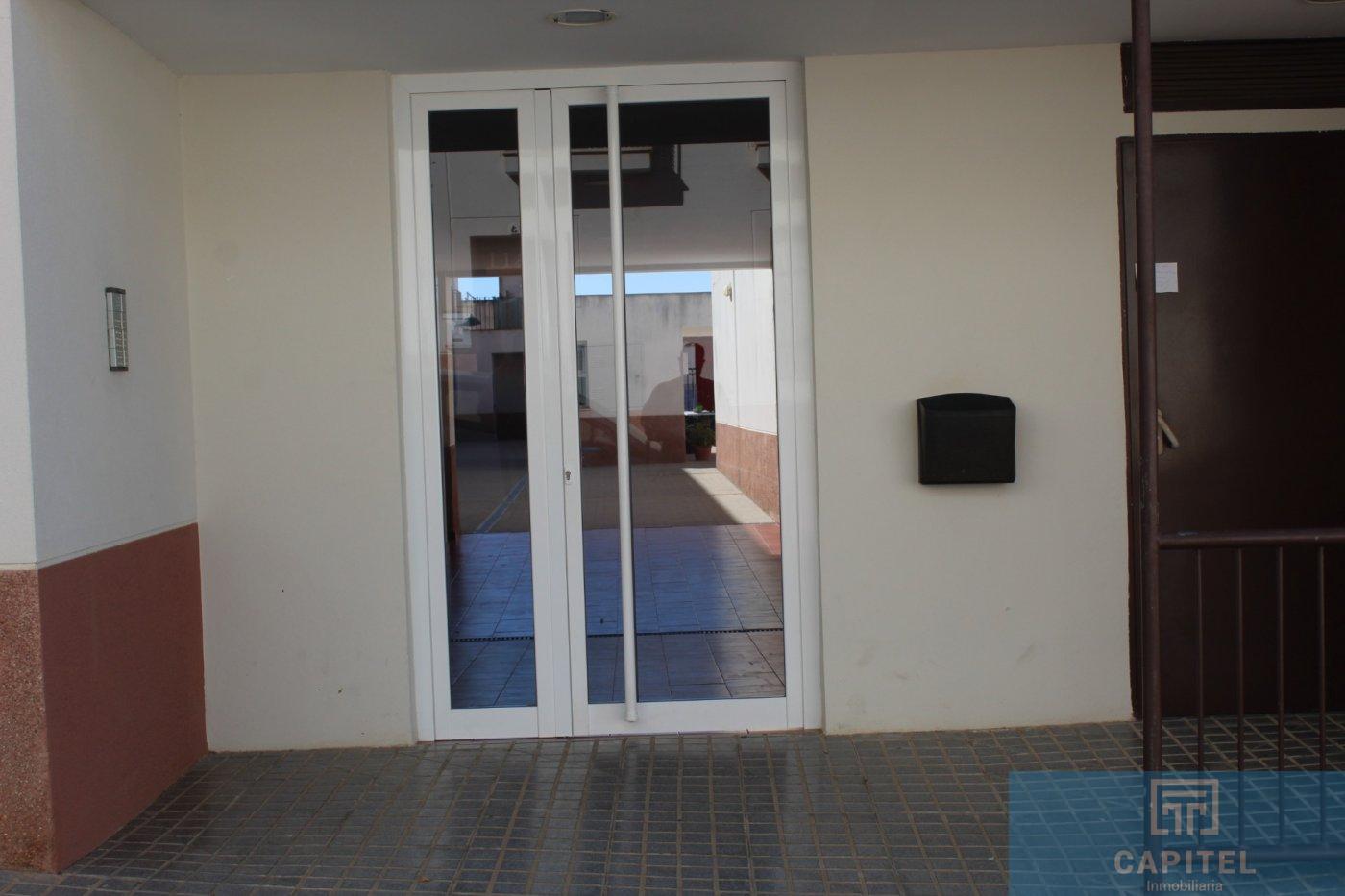 For sale of duplex in Córdoba
