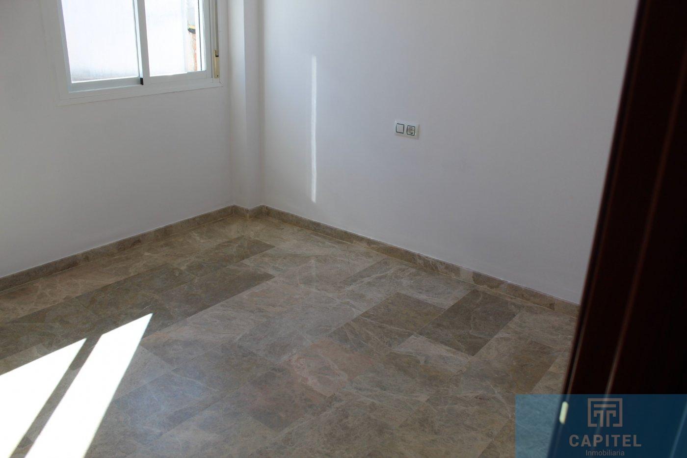 For sale of duplex in Córdoba