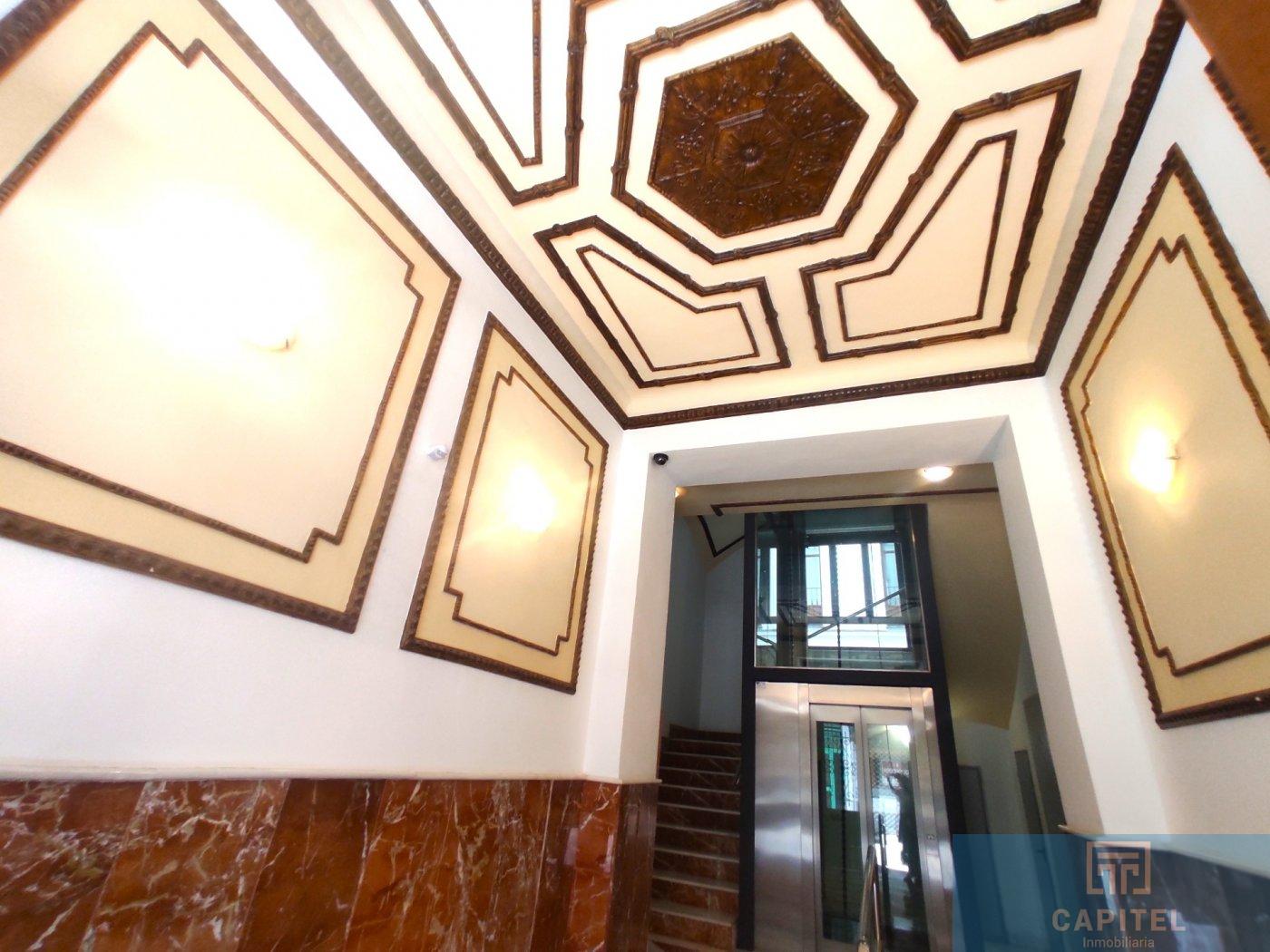 For sale of flat in Córdoba