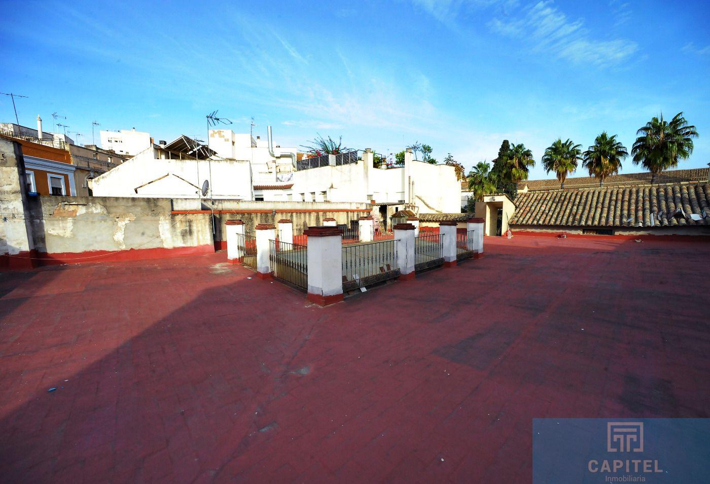 For sale of house in Córdoba