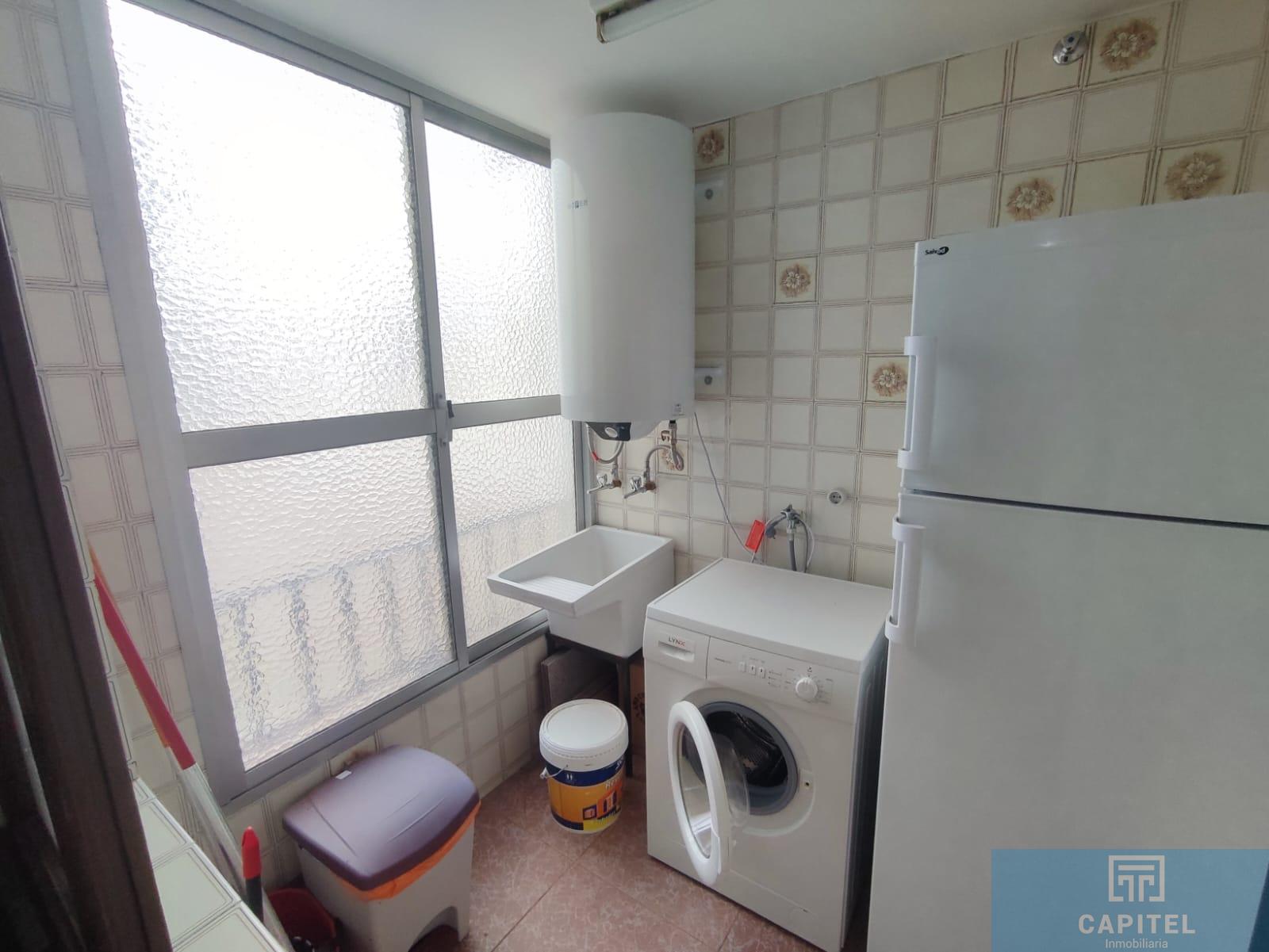 For sale of flat in Córdoba