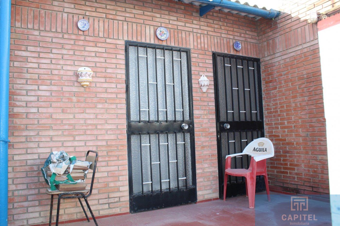 For sale of house in Córdoba
