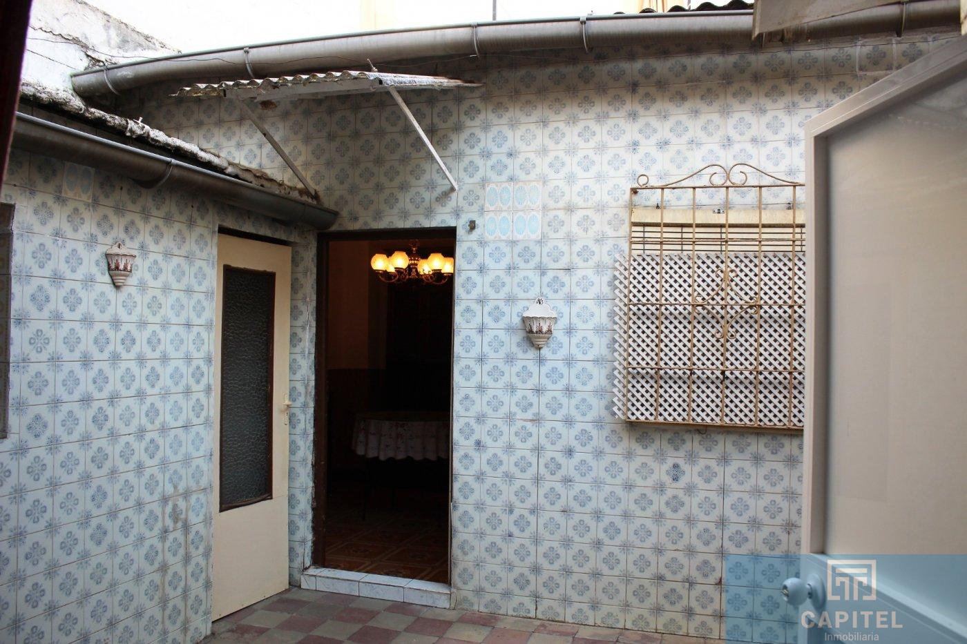 For sale of house in Córdoba