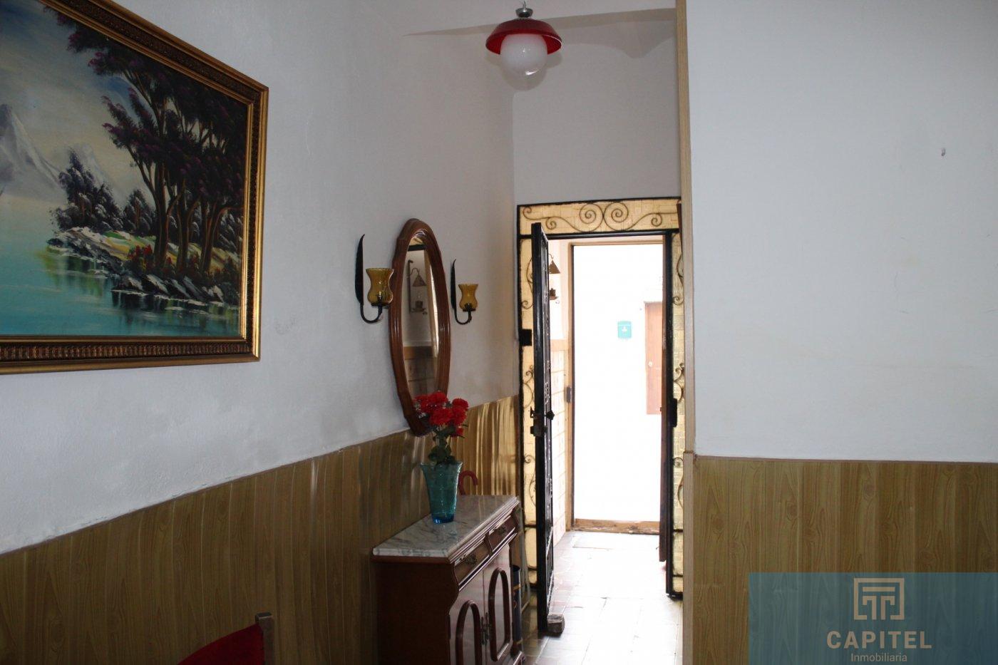 For sale of house in Córdoba