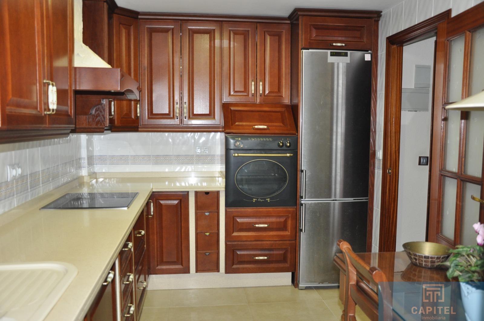 For sale of flat in Córdoba