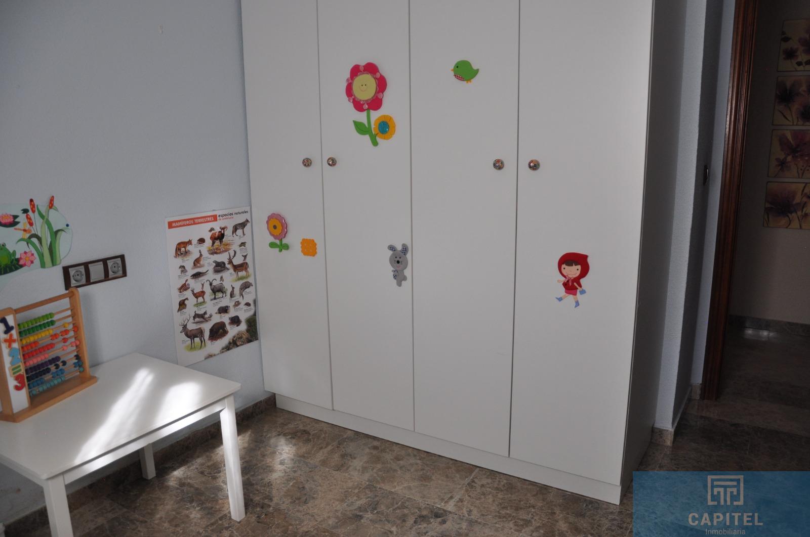 For sale of flat in Córdoba