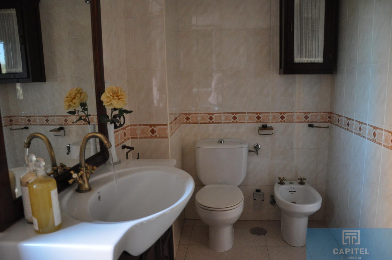 For sale of flat in Córdoba