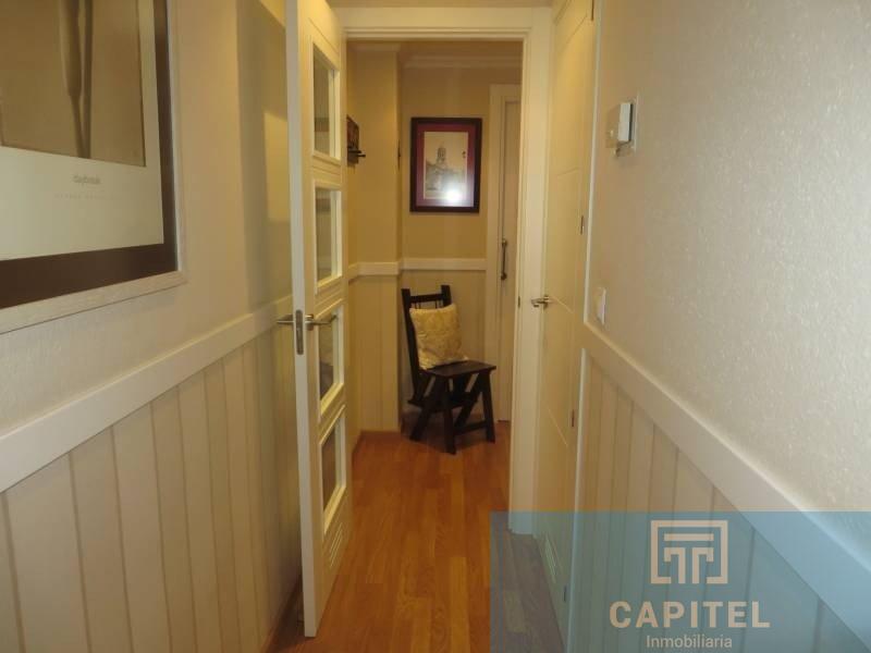 For sale of flat in Córdoba