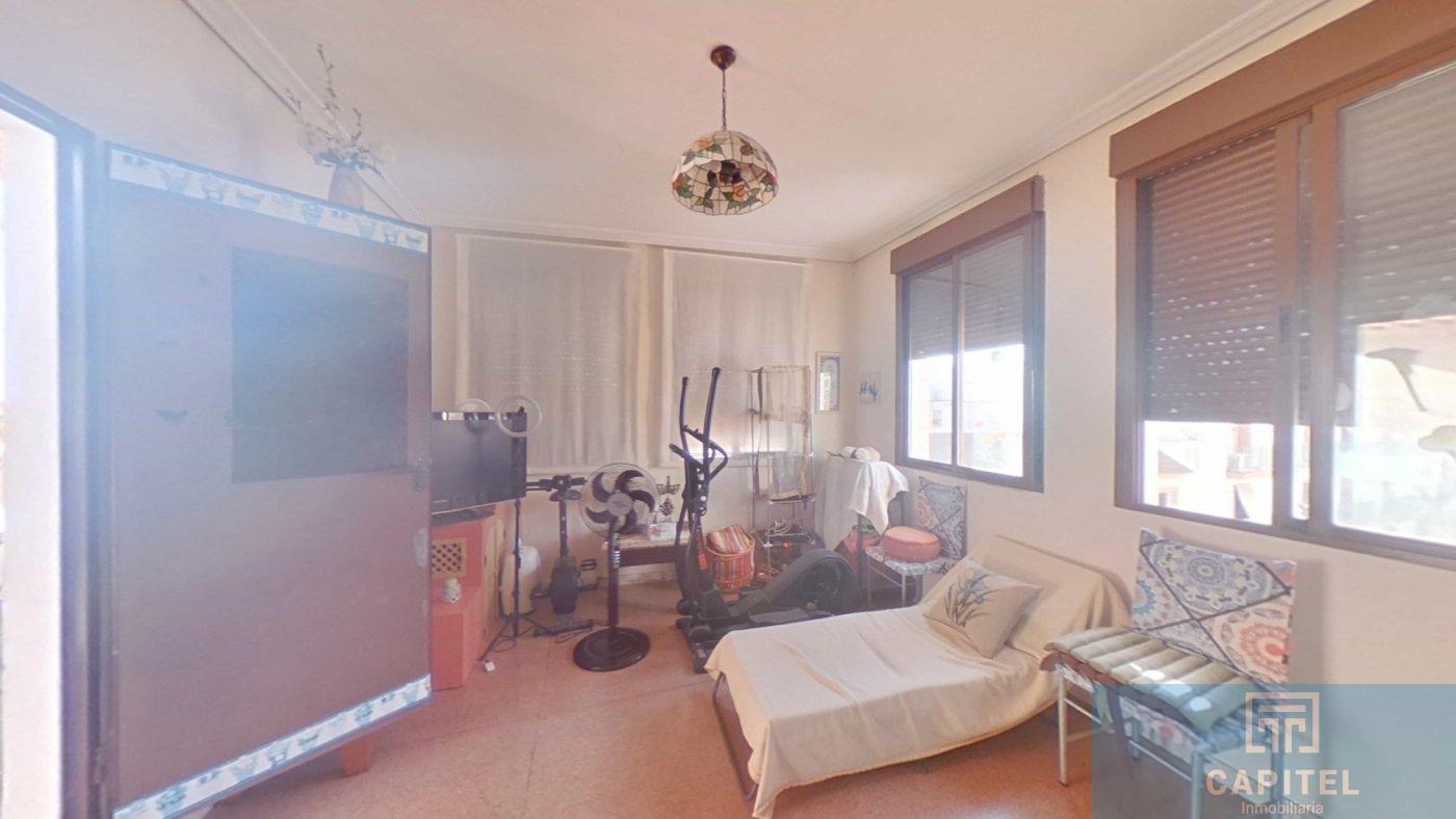 For sale of house in Córdoba