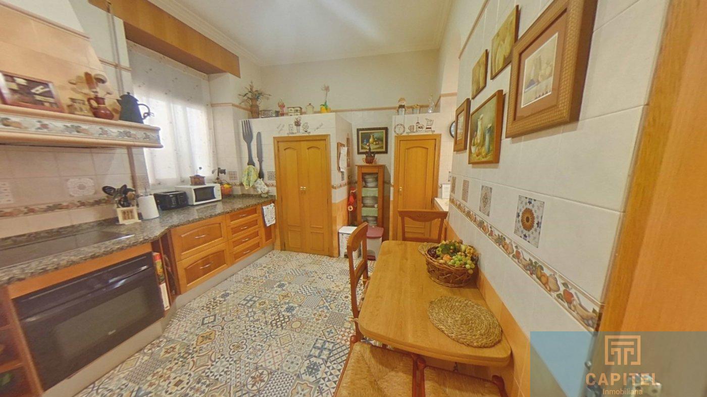For sale of house in Córdoba