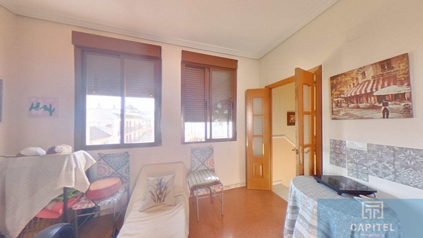 For sale of house in Córdoba