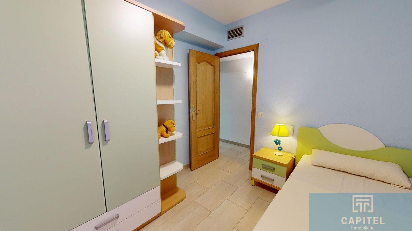 For sale of flat in Córdoba