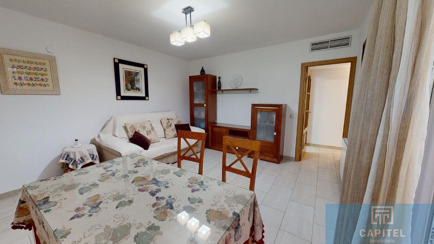 For sale of flat in Córdoba